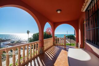 Xalet a Lagos. Chalet en lagos vélez málaga descubre este magnífico chalet situ