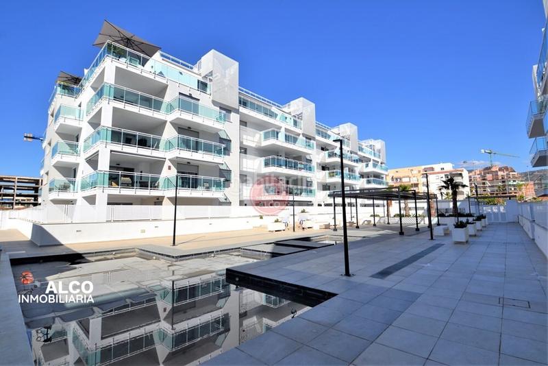 Foto 9841b019-ceb2-412c-aa44-cf4395797570. Piso frontal en urbanización las dunas características generales4 habitaciones2 bañosterraza de 33 m2107 m2 interioraparcamiento subter en Torrox