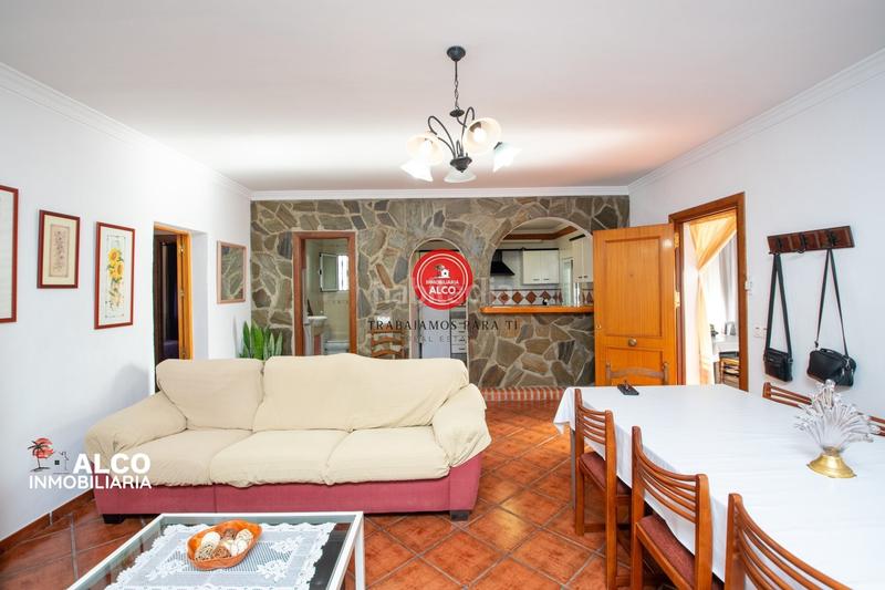 Foto 13fb3b2c-e78c-4423-a56b-375993c037f4. Chalet  vélez málaga características generales superficie total 5740 m terraza cocina completa dormitorios 3 baños 1 zo en Lagos