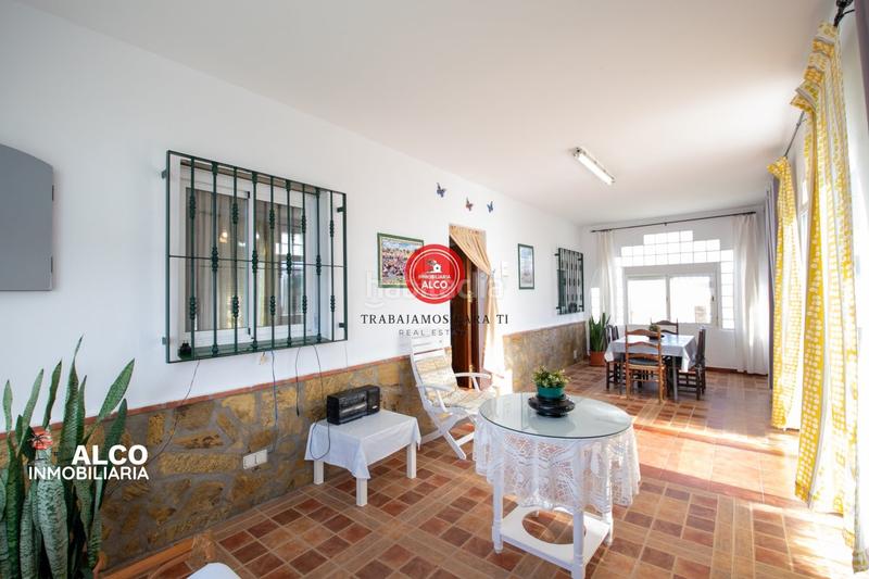 Foto 623bcafd-02bc-40a1-813b-8f72c1844641. Chalet  vélez málaga características generales superficie total 5740 m terraza cocina completa dormitorios 3 baños 1 zo en Lagos