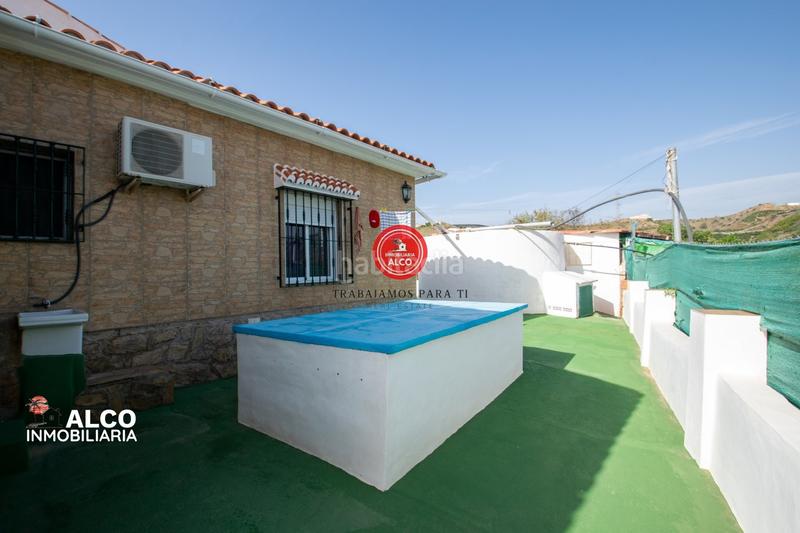 Foto 78597287-e852-48c4-ae8c-4ec217451b2d. Chalet  vélez málaga características generales superficie total 5740 m terraza cocina completa dormitorios 3 baños 1 zo en Lagos