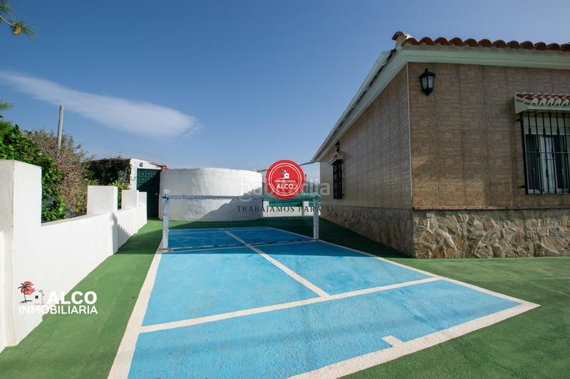 Foto c2c0a736-f4b5-40a6-b8f8-29355fceee89. Chalet  vélez málaga características generales superficie total 5740 m terraza cocina completa dormitorios 3 baños 1 zo en Lagos