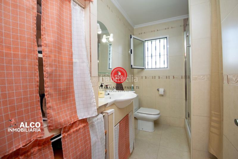 Foto dd6d6bb0-abf4-497a-99c0-37ad754c7e28. Chalet  vélez málaga características generales superficie total 5740 m terraza cocina completa dormitorios 3 baños 1 zo en Lagos