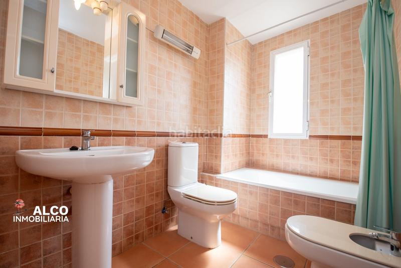 Foto 0a2cfba4-3f24-4590-b4a1-9763fa9cfdf5. Dúplex vive cerca del mar! encantador estudio a 400 metros de la playa con plaza de garaje y trasterosueñas con vivir a pocos pasos de la en Torrox