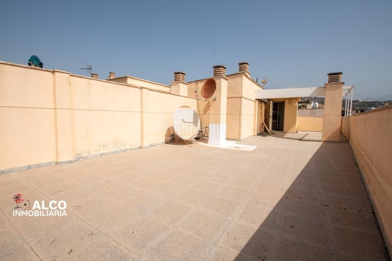 Foto 3ba1c234-338a-4315-bf62-aed90c94cc67. Dúplex vive cerca del mar! encantador estudio a 400 metros de la playa con plaza de garaje y trasterosueñas con vivir a pocos pasos de la en Torrox