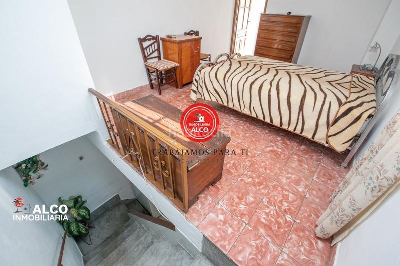 Foto 7ab5e76d-322c-41f2-9f9d-c742e0834c28. Casa  en competate presentamos esta encantadora casa , situada a tan solo 50 metros de una zona de aparcamiento y en una en Cómpeta