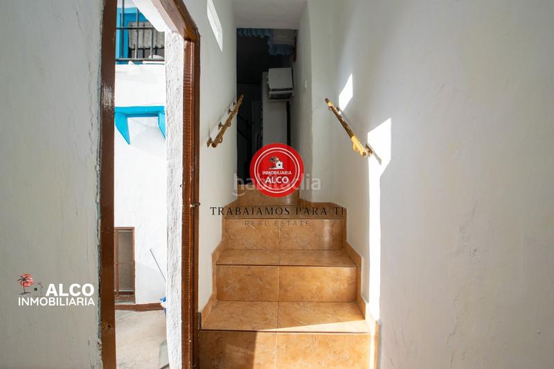 Foto 9c26748c-acb8-43cc-ab80-d4e314846151. Casa  en competate presentamos esta encantadora casa , situada a tan solo 50 metros de una zona de aparcamiento y en una en Cómpeta