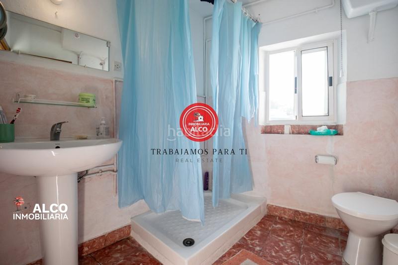 Foto cd3d94d3-0ac1-4fd8-adef-be137437c494. Casa  en competate presentamos esta encantadora casa , situada a tan solo 50 metros de una zona de aparcamiento y en una en Cómpeta