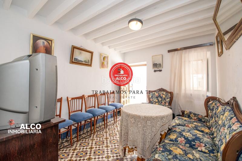 Foto f29318d2-8652-4881-9f29-1c64f9f37b42. Casa  en competate presentamos esta encantadora casa , situada a tan solo 50 metros de una zona de aparcamiento y en una en Cómpeta