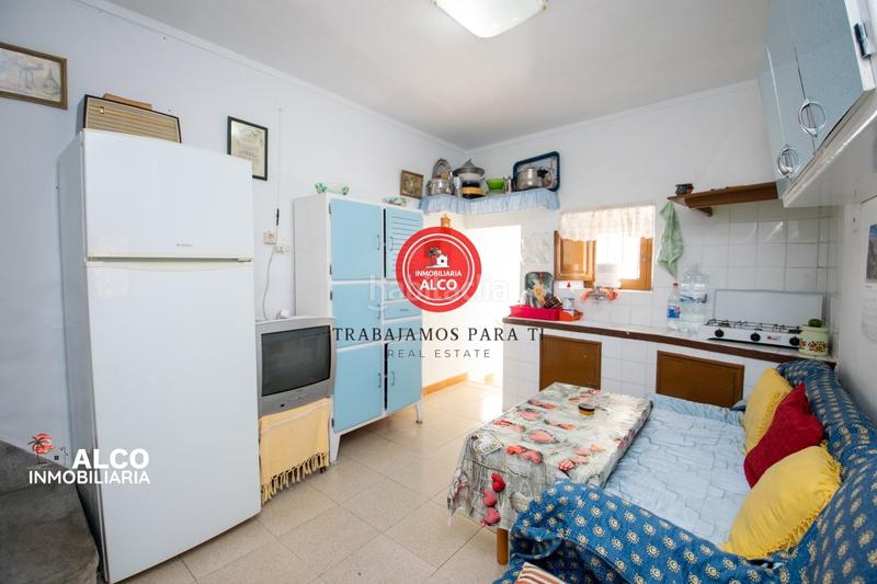 Foto fc5901ac-08d1-4c7d-9433-895e1eb4f829. Casa  en competate presentamos esta encantadora casa , situada a tan solo 50 metros de una zona de aparcamiento y en una en Cómpeta