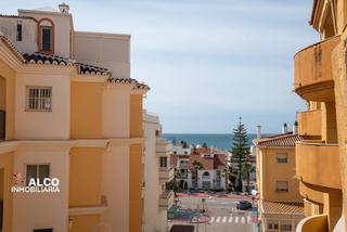 Appartement à Urbanización Santa Rosa. Tu oportunidad en el corazón de torrox costa! ideal como primera