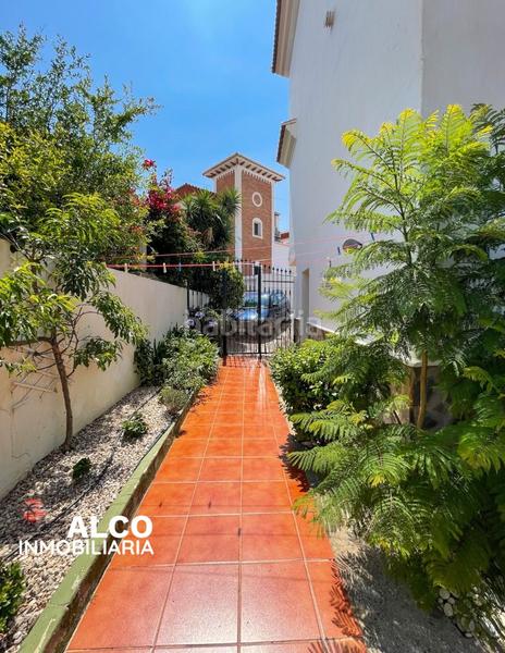 Foto c5aaacdb-8807-4692-8dbc-25c85eed76ec. Xalet amb aparcament piscina a Urbanización Santa Rosa Torrox