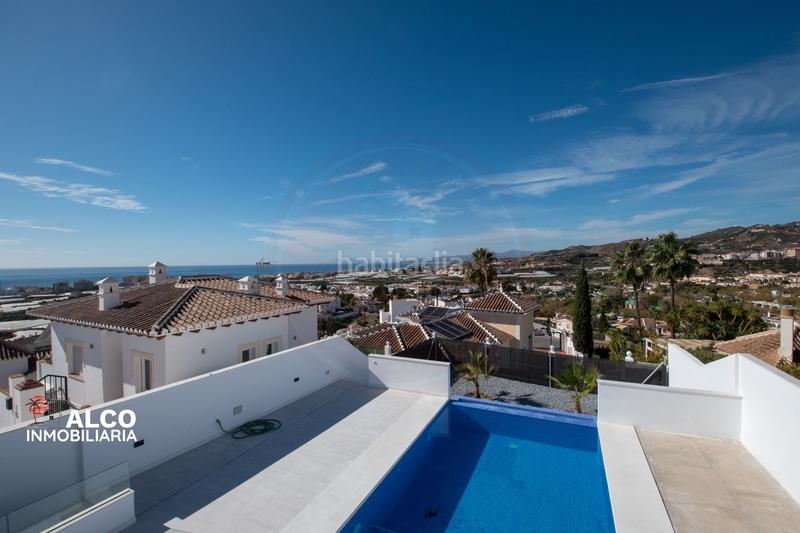 Foto 5595c927-14bf-49c1-9d19-b805a47b7005. Chalet avec parking piscine dans Torrox park Torrox