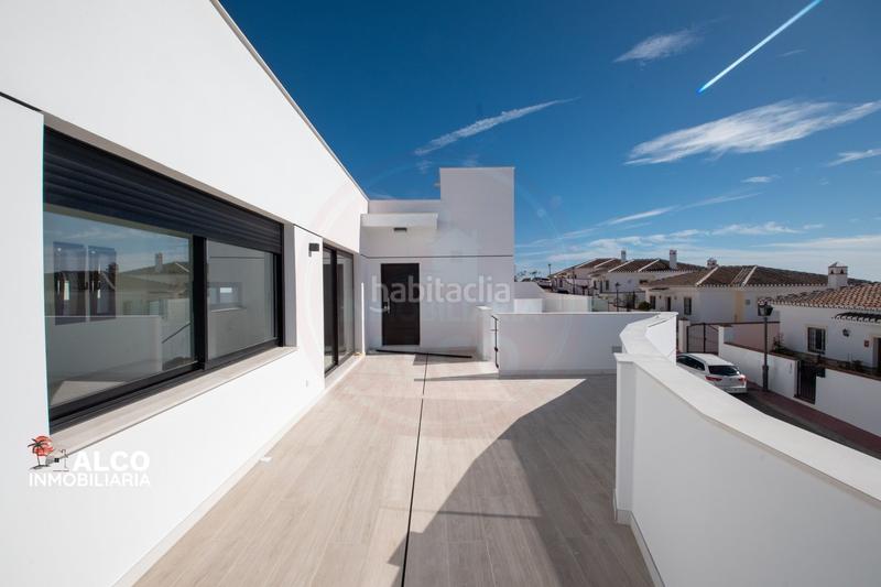 Foto c8c42e76-b2e4-486e-9e5f-57d33ea169e2. Chalet avec parking piscine dans Torrox park Torrox