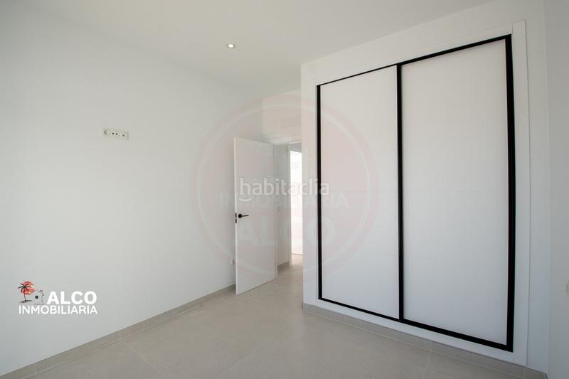 Foto d4027f7b-ffc9-438f-8b7b-a99da9369c24. Chalet avec parking piscine dans Torrox park Torrox