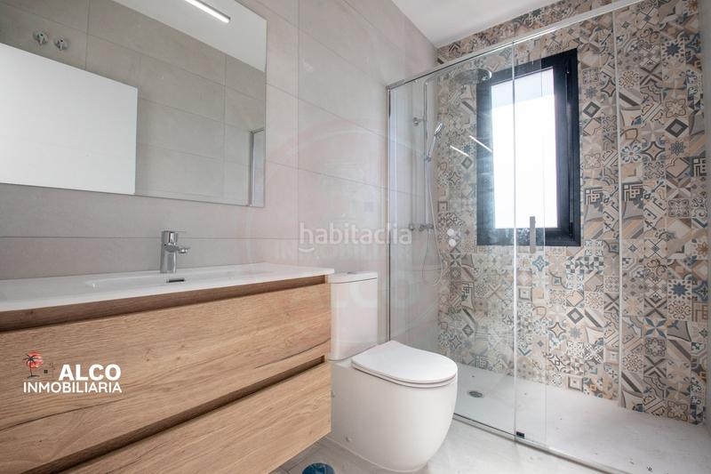 Foto e81b1186-37c7-4581-86c5-e11a2afcbe1c. Chalet avec parking piscine dans Torrox park Torrox