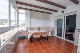 Appartement à Torrox Pueblo. Piso de 3 dormitorios, 2 baños y cochera cerradate presentamos e