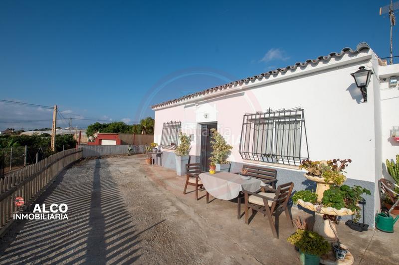 Foto c6c08400-7c5b-4299-bab4-efa47397f2f0. Location maison avec parking dans Urbanización Santa Rosa Torrox