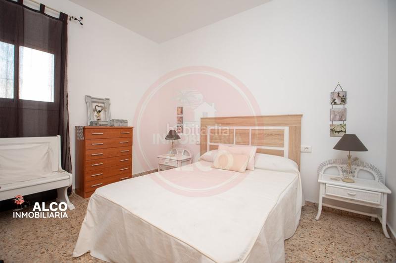 Foto e3ae5b3b-ba35-440a-82e7-95b5edd4c972. Location maison avec parking dans Urbanización Santa Rosa Torrox