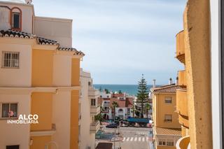 Appartement à Urbanización Santa Rosa. Piso de 4 dormitorios en torrox costatu nuevo hogar te espera en