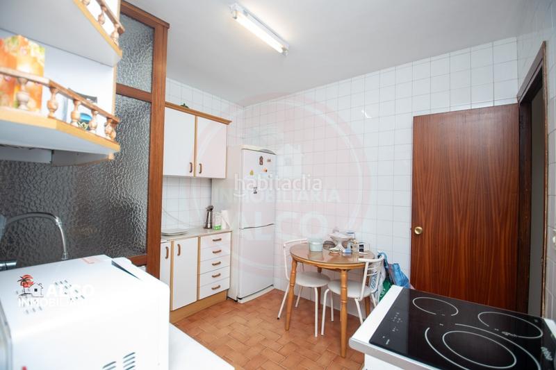 Foto 5c5f324d-e6db-4374-8a8d-75f98f79d05a. Pis a Torrox pueblo Torrox