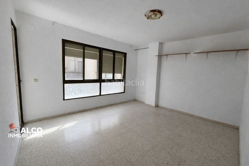 Foto 3bdac2c4-f288-49d6-89ef-cf70286c51b5. Pis a Caleta de Velez