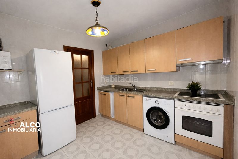 Foto e12f9ed5-449a-4d11-b4a6-a21a38989800. Pis a Caleta de Velez