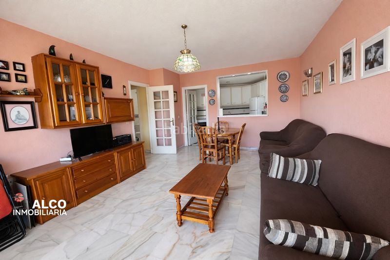 Foto a17c5763-c421-4928-99ed-d018073c2369. Pis amb piscina a Centro Internacional Torrox