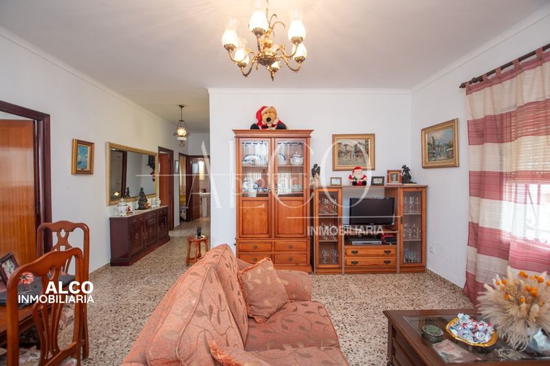 Foto 0ae0c8fd-c28f-47dd-8376-d511dd1972e3. Xalet amb aparcament a Laguna Beach Torrox