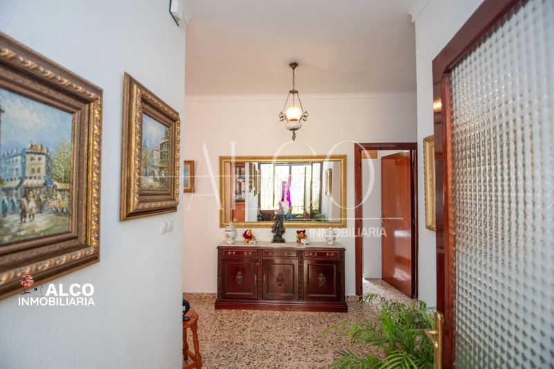 Foto 2cd9bd80-4dd4-48e1-9330-46efacde8dcd. Xalet amb aparcament a Laguna Beach Torrox