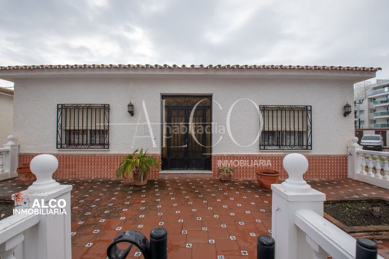 Foto fbfeccaa-8467-4bb2-8874-b93ed6ff254d. Xalet amb aparcament a Laguna Beach Torrox