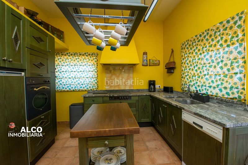 Foto 5aedfb0d-51e7-4e4a-bbe9-739a1c7a36d1. Chalet en finca amaya 1 chalet costa, málaga costa del sol ubicado en el residencial cortijo amaya costa, lo más próximo son el coleg en Torrox