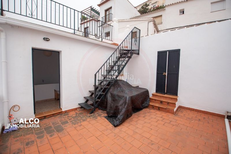 Foto 05f4b8ef-0694-49bb-bd3f-8a0a2d27cb72. Casa a fe 9 a Torrox pueblo Torrox