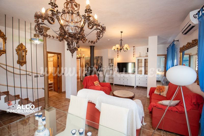 Foto 4ad78465-c2c7-4b8d-9787-2f9f2c64fce6. Chalet avec piscine dans Torrox pueblo Torrox