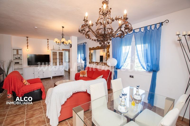 Foto 89e0ba46-8fa9-4cfa-b534-b94eda3ddf9b. Chalet avec piscine dans Torrox pueblo Torrox