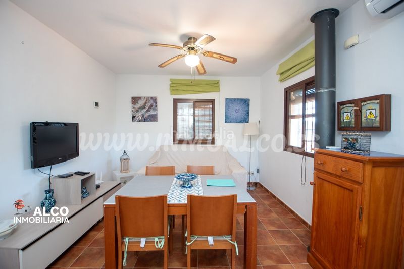 Foto d6a540c0-7f81-4f77-b80c-29665221127c. Chalet avec piscine dans Torrox pueblo Torrox