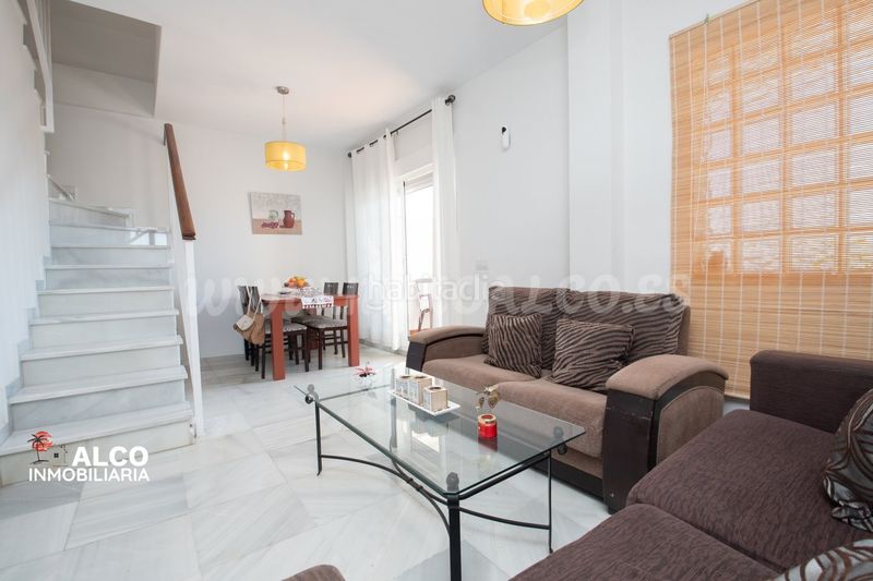 Foto 1300a224-4211-4bf2-9302-44a4b572381d. Duplex with parking pool in Urbanización Santa Rosa Torrox