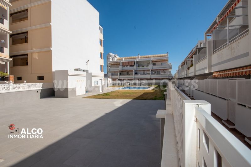 Foto b84ed33c-0b53-406d-9076-d06748dde138. Duplex with parking pool in Urbanización Santa Rosa Torrox