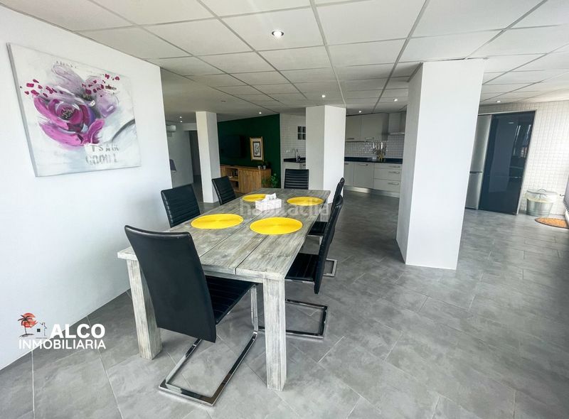 Foto fbfbd5f1-da38-40c0-923c-f4299166a267. Àtic a Centro Internacional Torrox