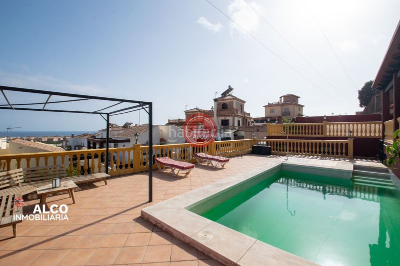 Foto 1c3ee24c-e318-41c6-b971-9b3d19cd7a5a. Chalet avec parking piscine dans Urbanización Santa Rosa Torrox