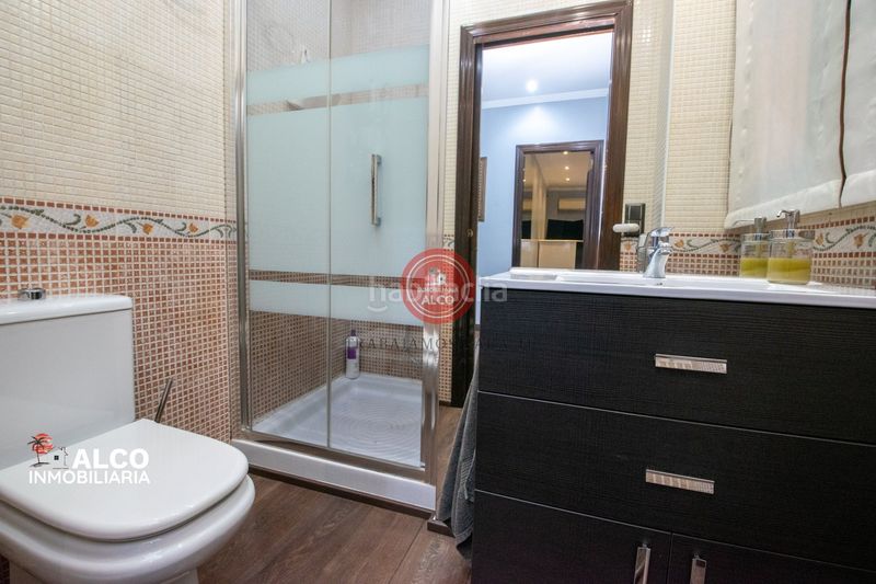 Foto 5cfb2559-6408-4912-b9a7-6a65a5e66851. Chalet avec parking piscine dans Urbanización Santa Rosa Torrox