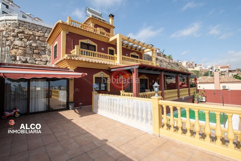 Foto fd0053c6-3538-4f8d-8e90-6add0caa12aa. Chalet avec parking piscine dans Urbanización Santa Rosa Torrox