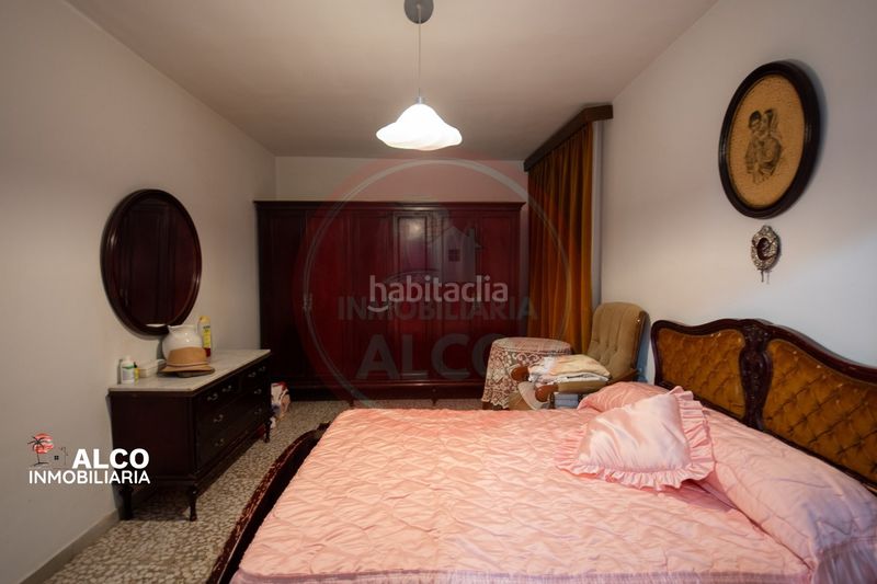Foto f97baccf-b9ea-41f5-9394-e2c941660221. Pis a Torrox pueblo Torrox