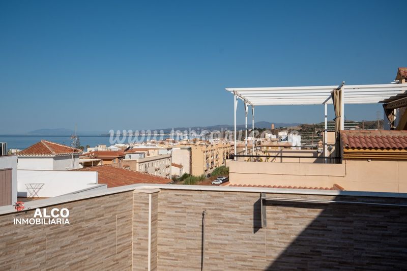 Foto 0e4d2470-de8b-45ac-9be9-63708f40e840. Duplex with parking in El Morche Torrox