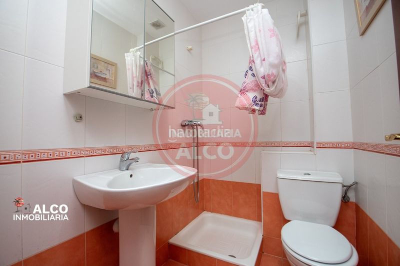 Foto df7df07e-cdd7-4d0b-8c5b-8c2b74e9419a. Casa adossada a La Herradura Almuñécar
