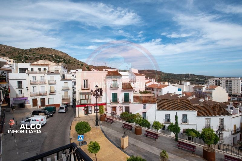 Foto 87775bd3-7b97-4c76-8976-63f643b865c5. Flat in Torrox pueblo Torrox