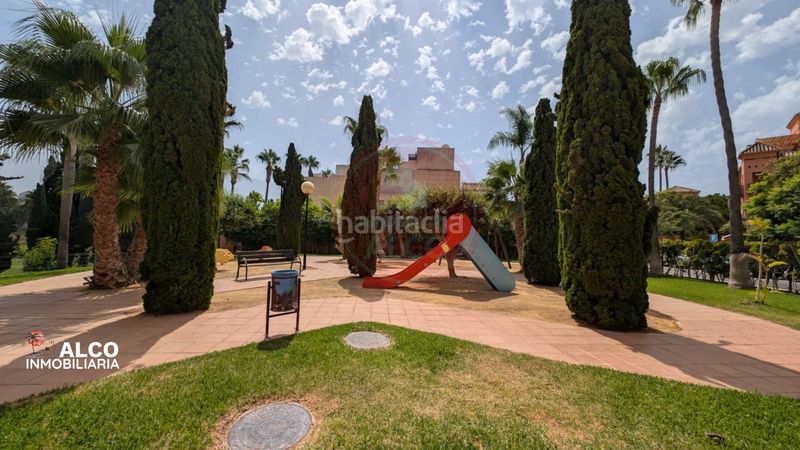 Foto 056690f7-3edf-488a-8739-493efb2d3dd9. Casa aparellada amb aparcament piscina a Playa de Granada Motril