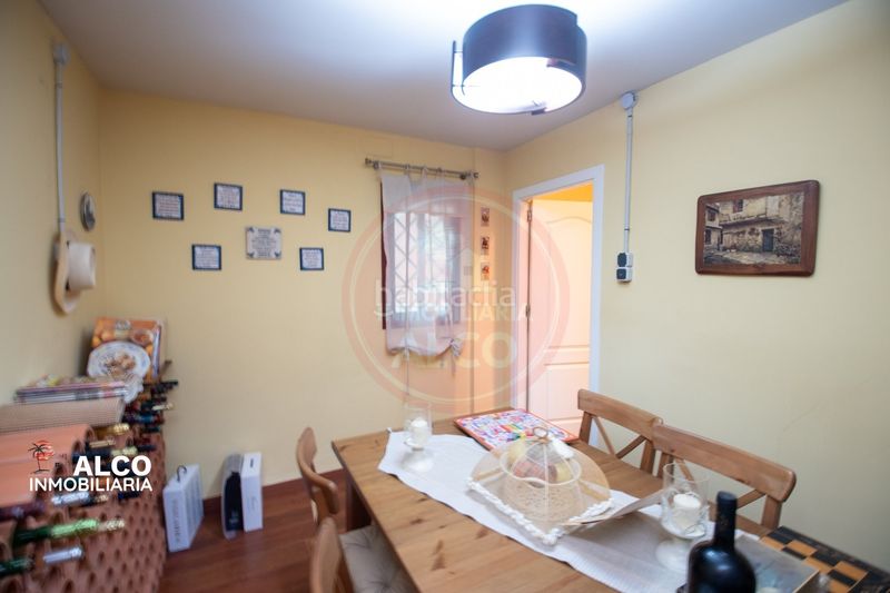 Foto 22eebdd7-ce49-49a4-9964-e8ef3560feed. Casa aparellada amb aparcament piscina a Playa de Granada Motril