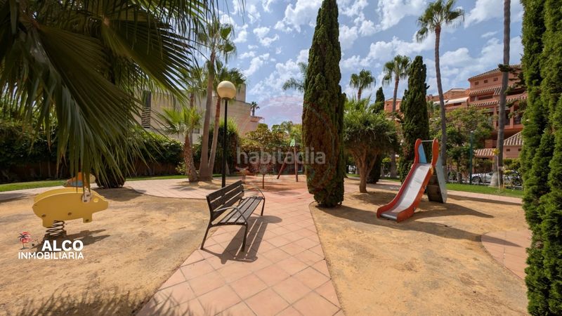 Foto 6a8a5aa2-bf6d-4dbb-8a8e-4a8a550bfb16. Casa aparellada amb aparcament piscina a Playa de Granada Motril