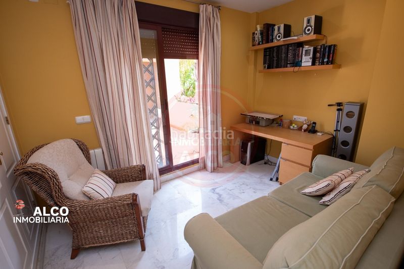 Foto c9e48655-c4d4-4c7a-9c99-225a2d215c8a. Casa aparellada amb aparcament piscina a Playa de Granada Motril